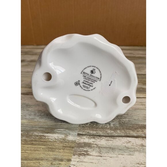 Royal Doulton Figurine HN4971 February Amethyst Gemstones Collection 2006 - Picture 8 of 10